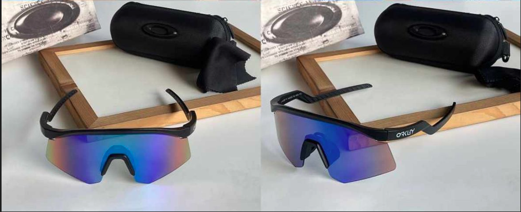 Oakley Hydra Sports ( Navy Blue & Black )